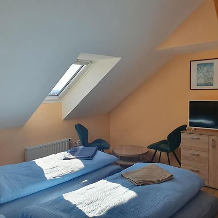 Pension Zeleny Strom Mikulov Luaran gambar