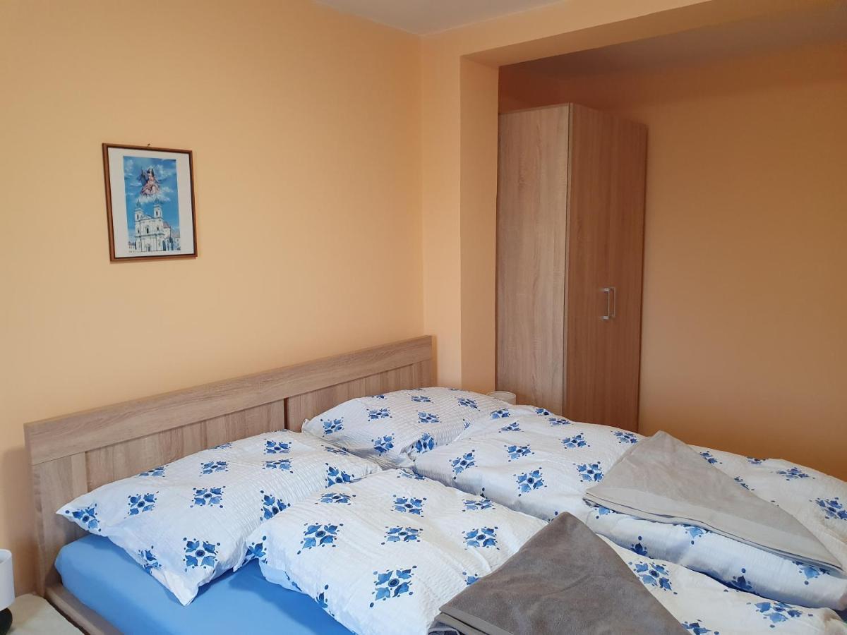 Pension Zeleny Strom Mikulov Luaran gambar