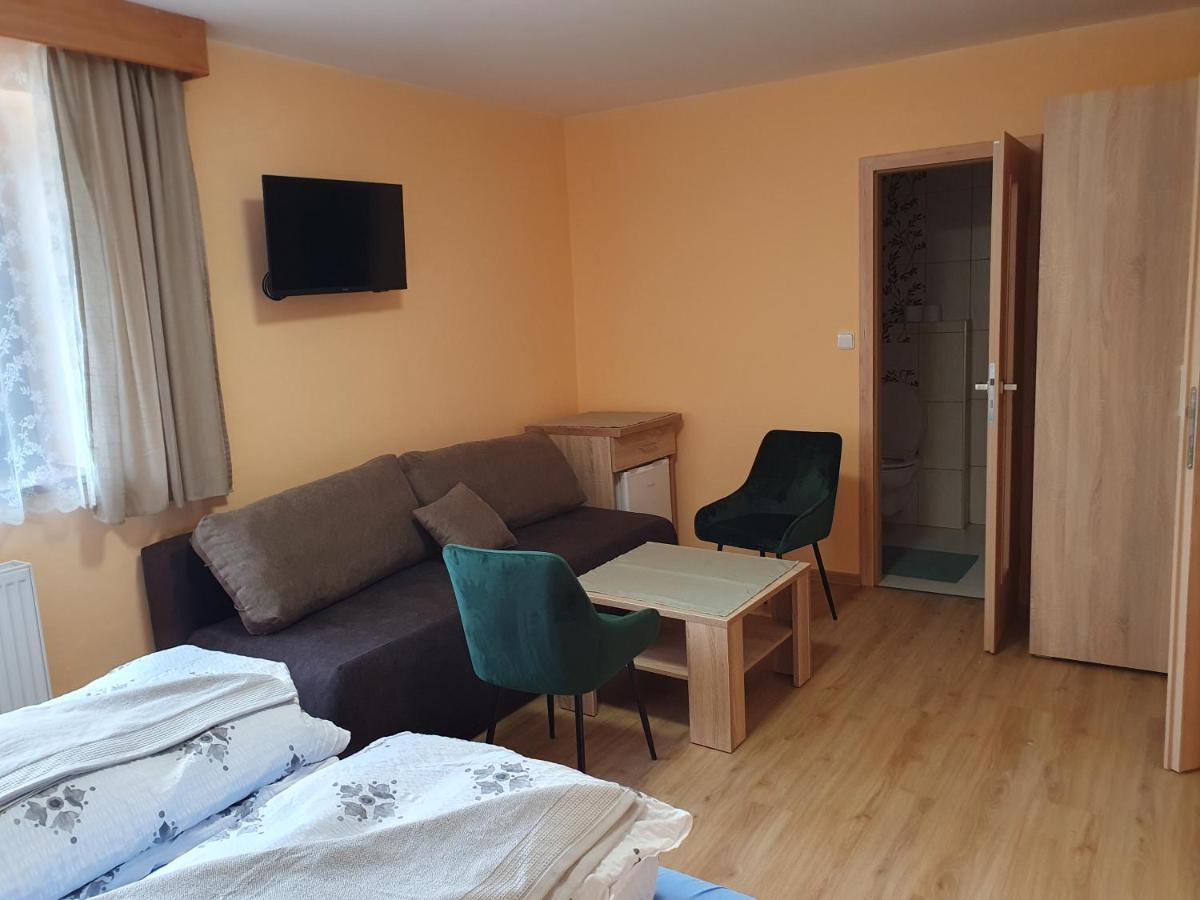 Pension Zeleny Strom Mikulov Luaran gambar