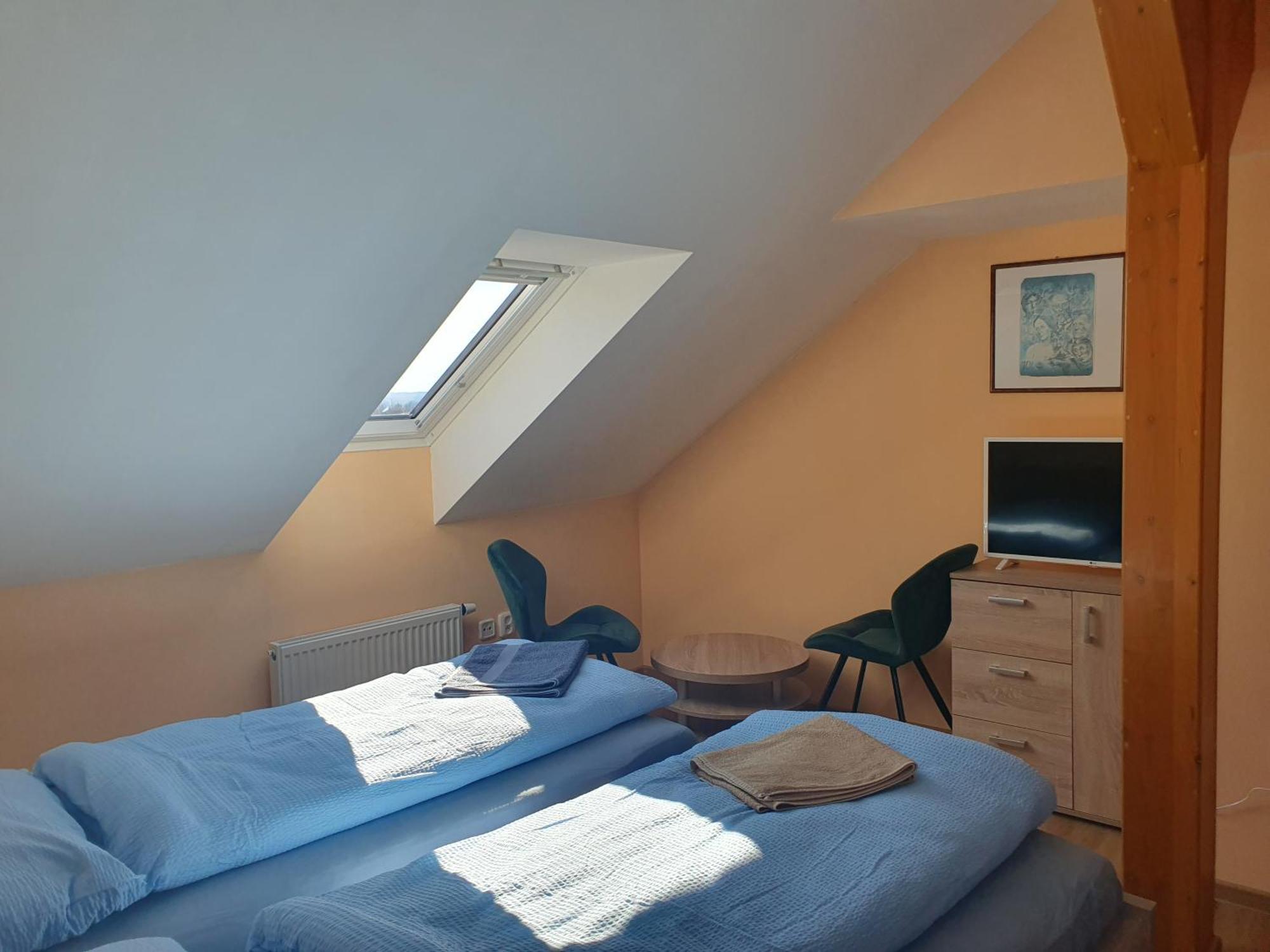 Pension Zeleny Strom Mikulov Luaran gambar